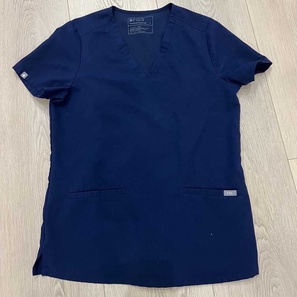 Figs navy blue scrub top size small women’s